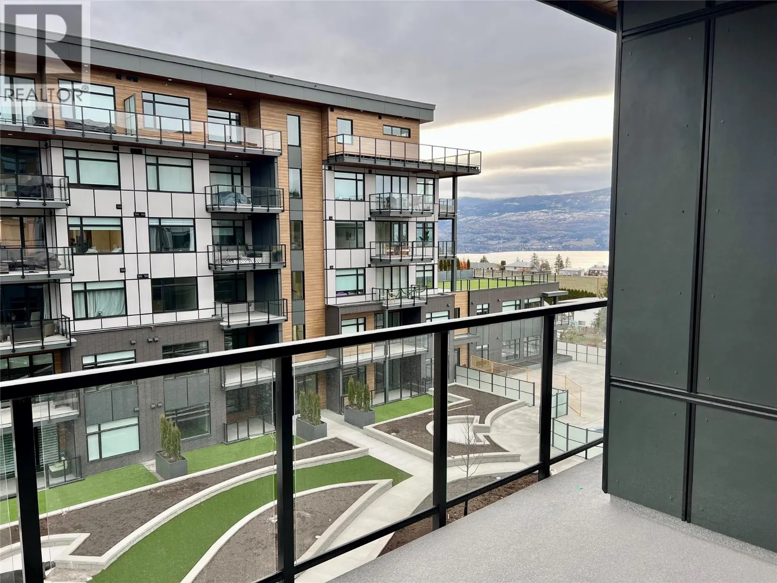 2760 Olalla Road Unit# 407