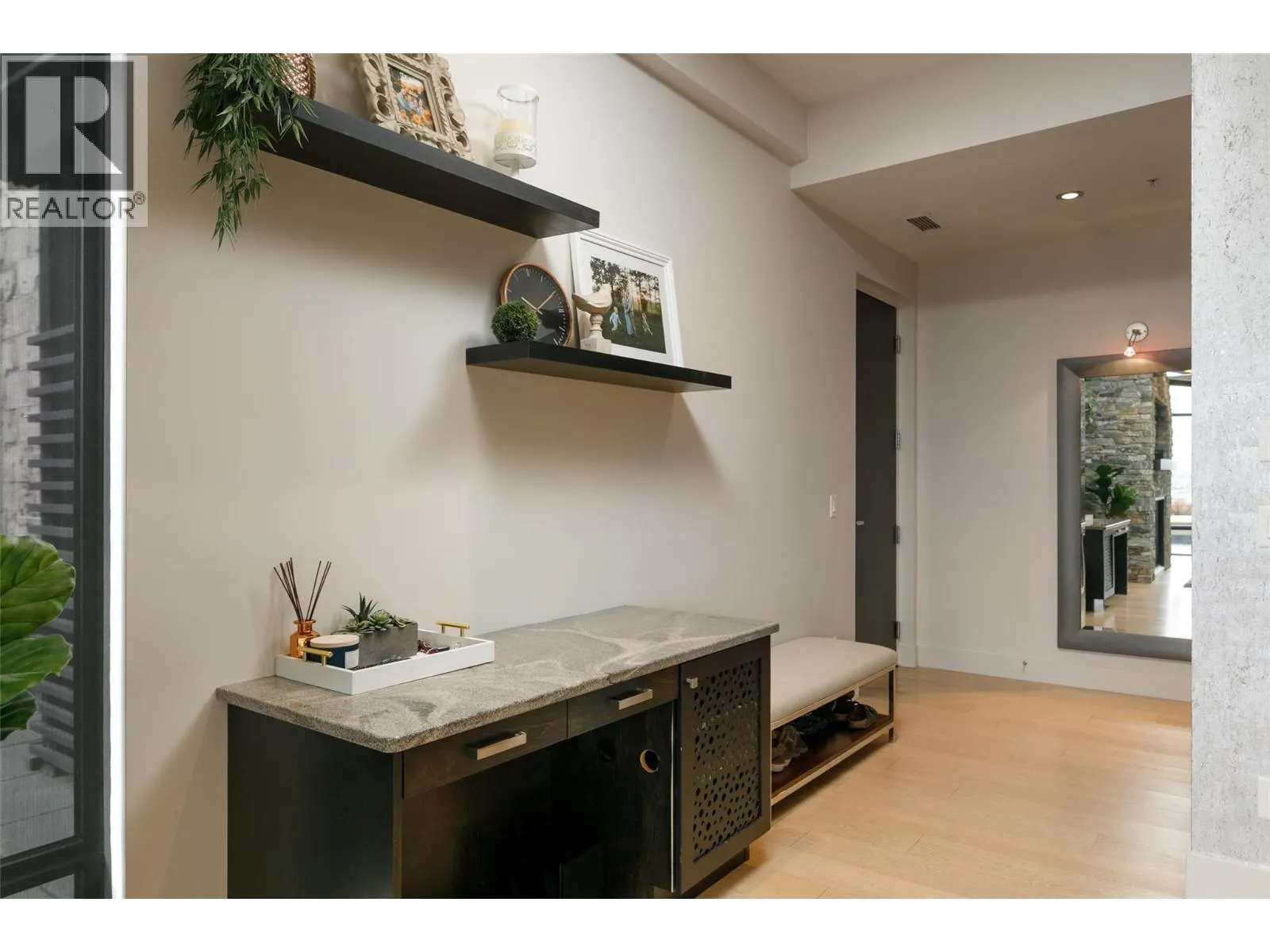 550 West Avenue Unit# 501