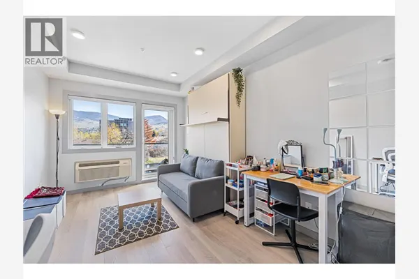 345 Dougall Road N Unit# 220