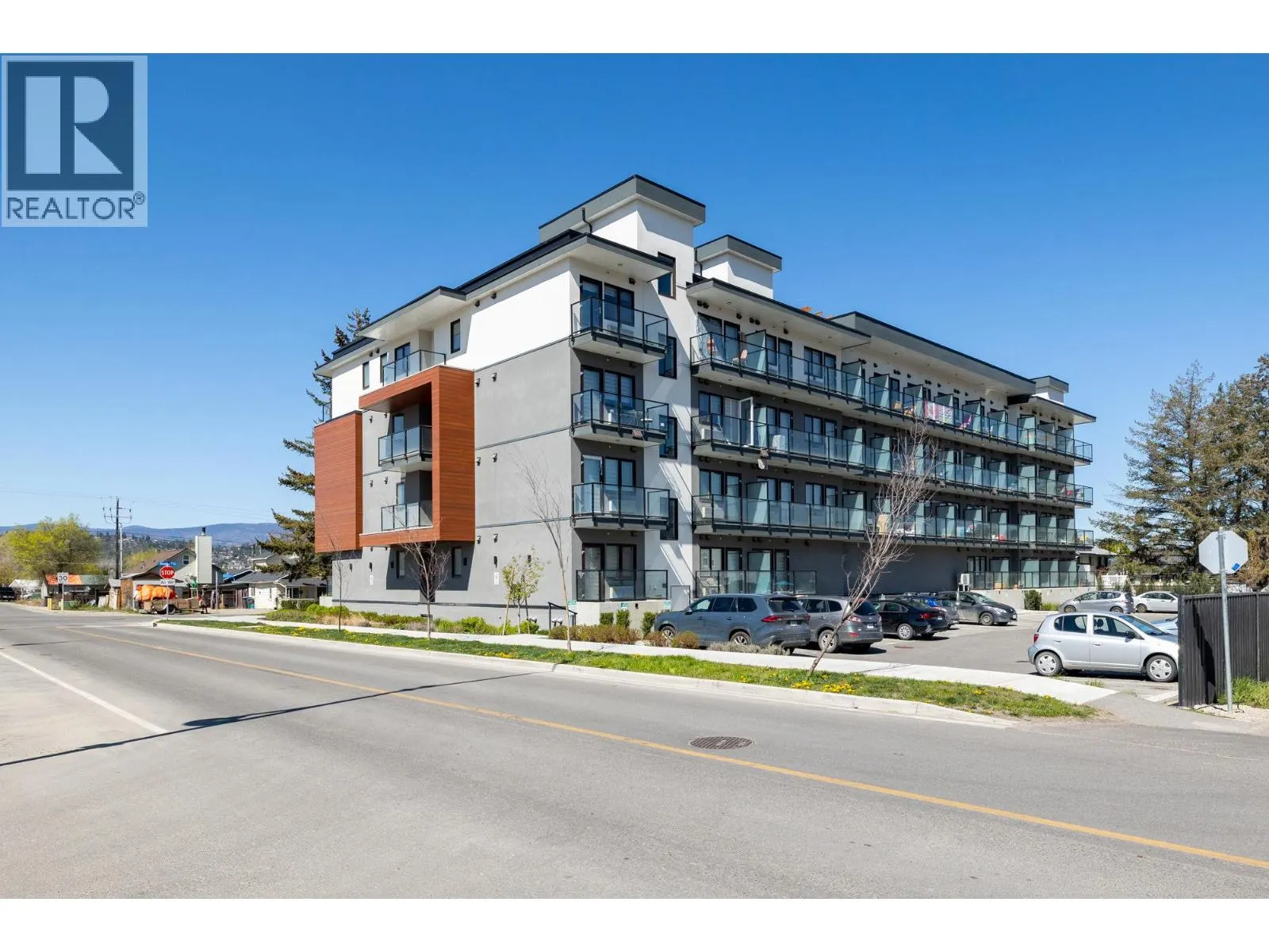 345 Dougall Road N Unit# 220