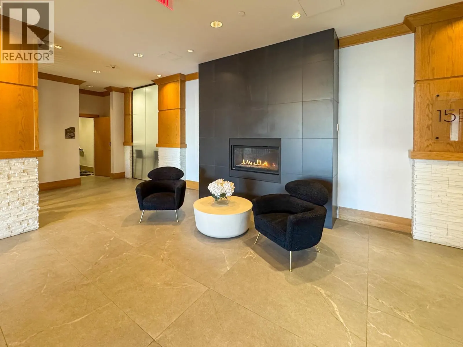 15 Park Place Unit# 408