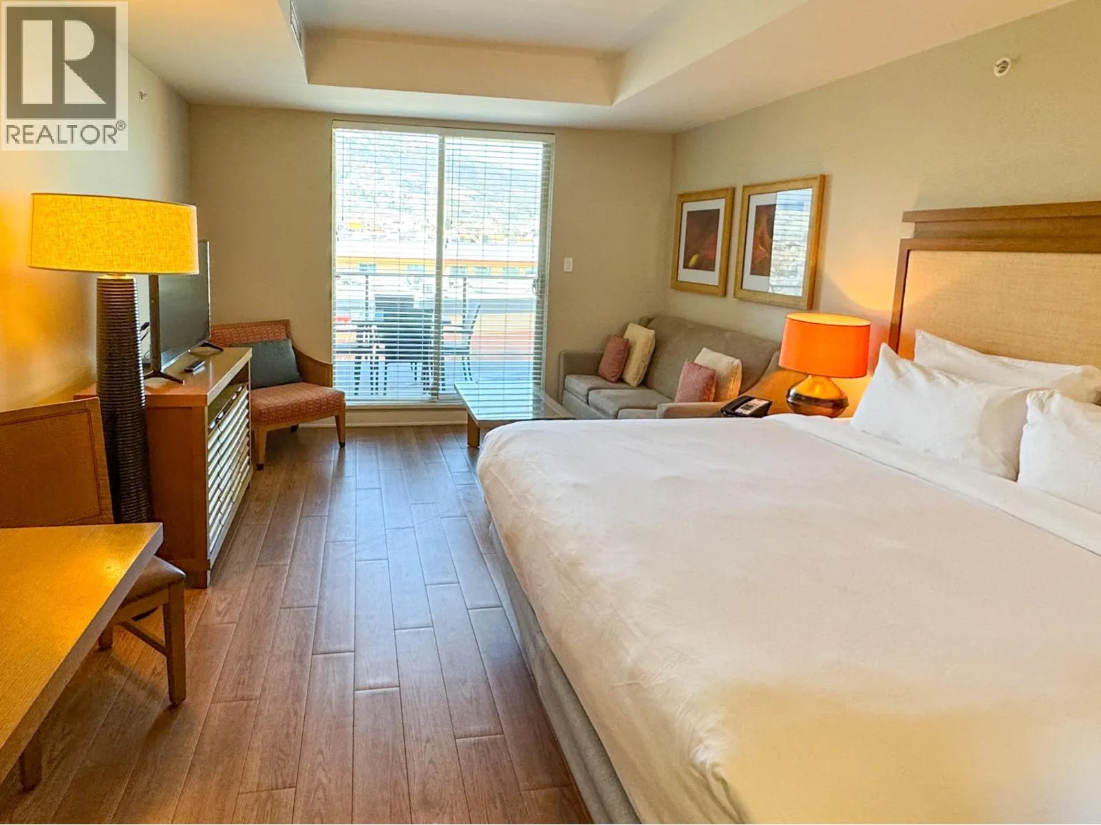 15 Park Place Unit# 408
