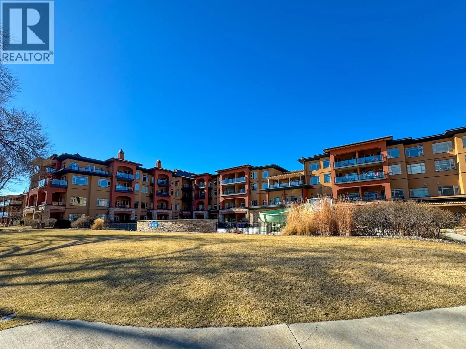 15 Park Place Unit# 408