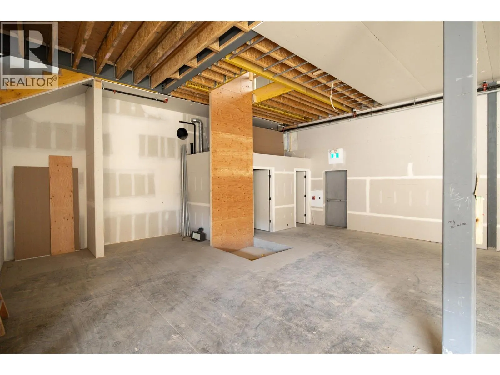 3101 45th Avenue Unit# 19