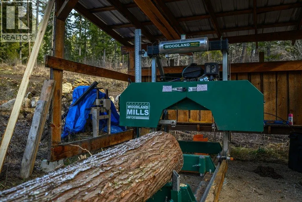 1665 Enderby Mabel Lake Road