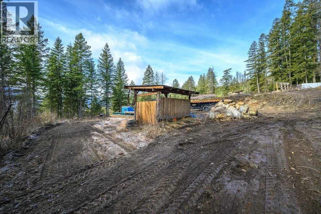 1665 Enderby Mabel Lake Road