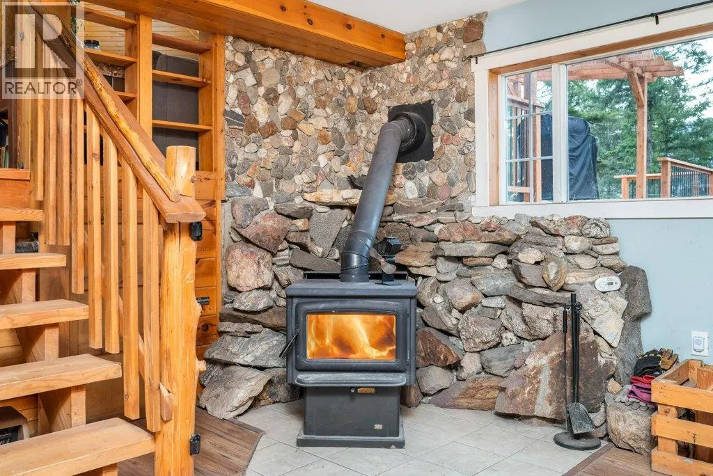 1665 Enderby Mabel Lake Road