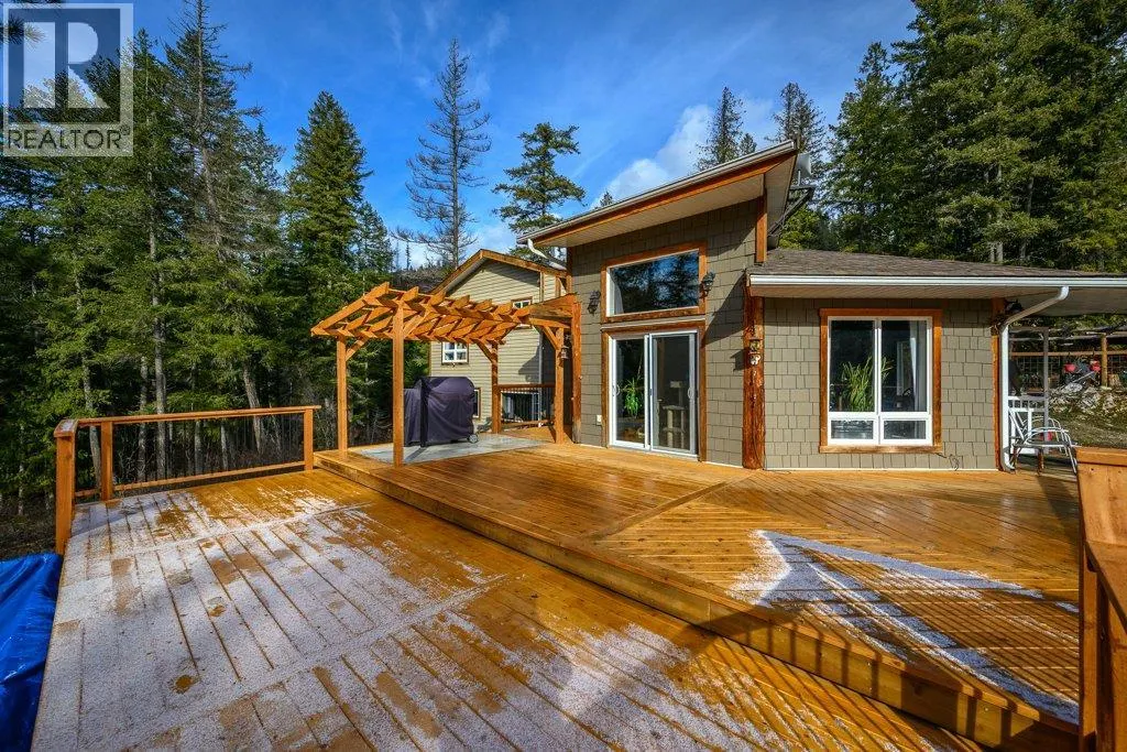 1665 Enderby Mabel Lake Road
