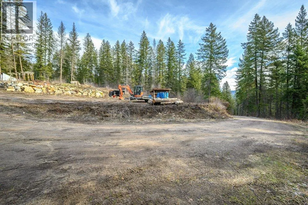 1665 Enderby Mabel Lake Road