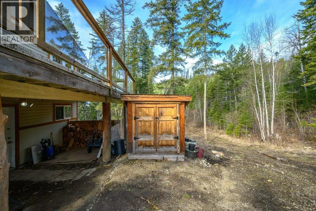 1665 Enderby Mabel Lake Road