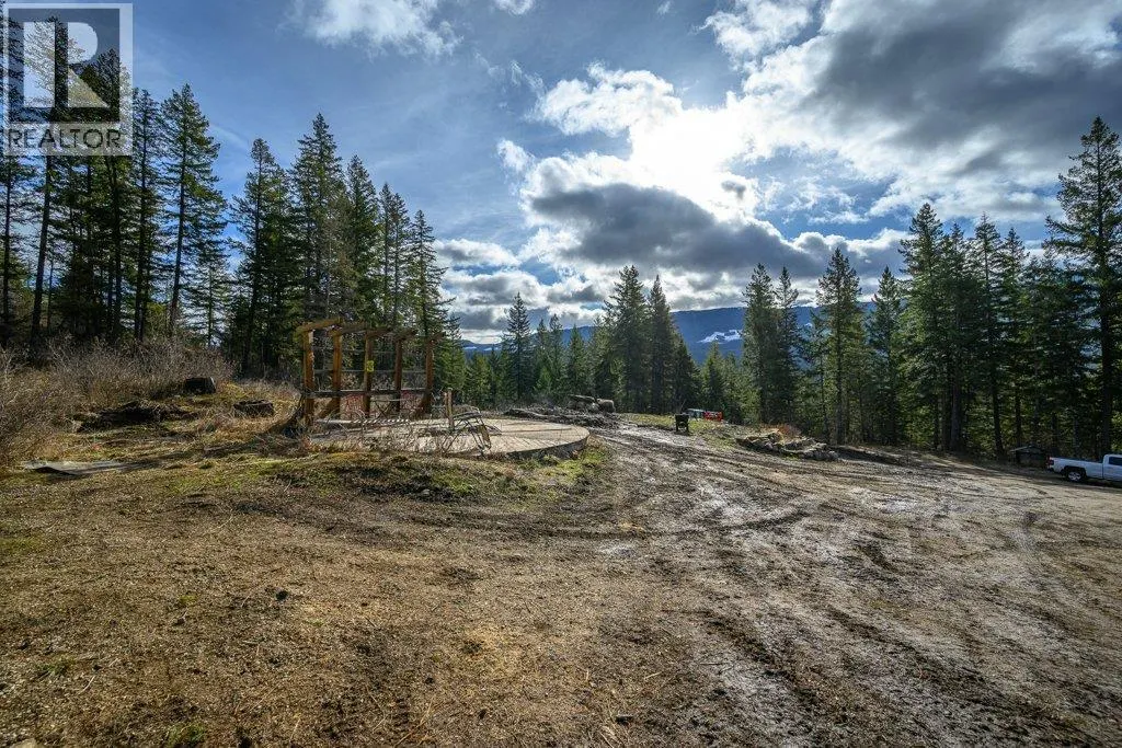 1665 Enderby Mabel Lake Road