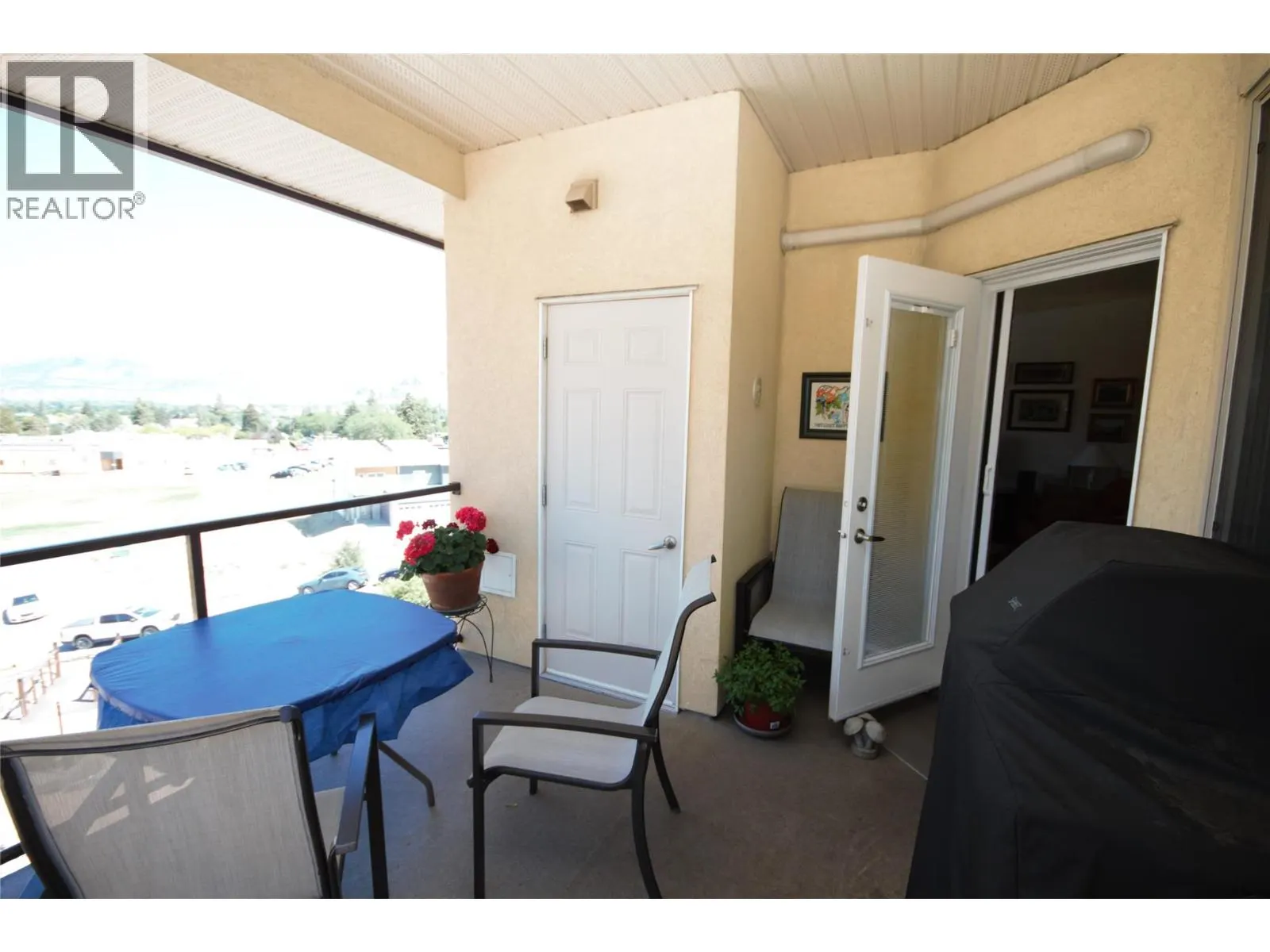 921 SPILLWAY Road Unit# 401C
