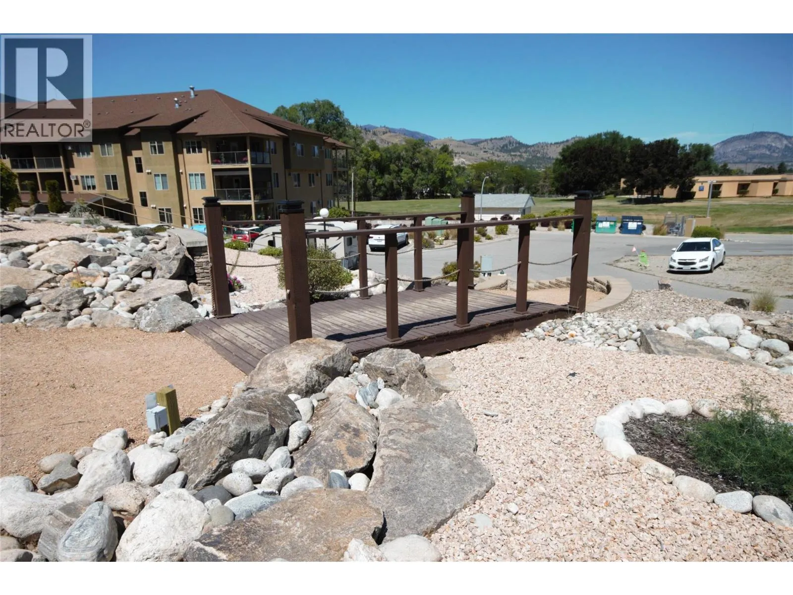 921 SPILLWAY Road Unit# 401C