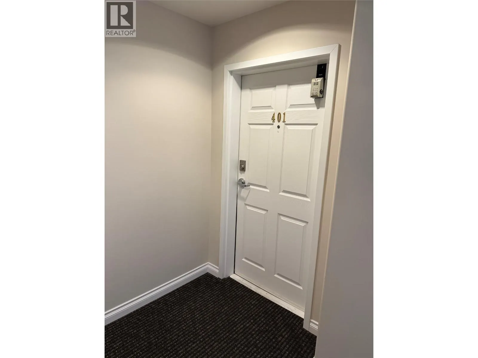 921 SPILLWAY Road Unit# 401C