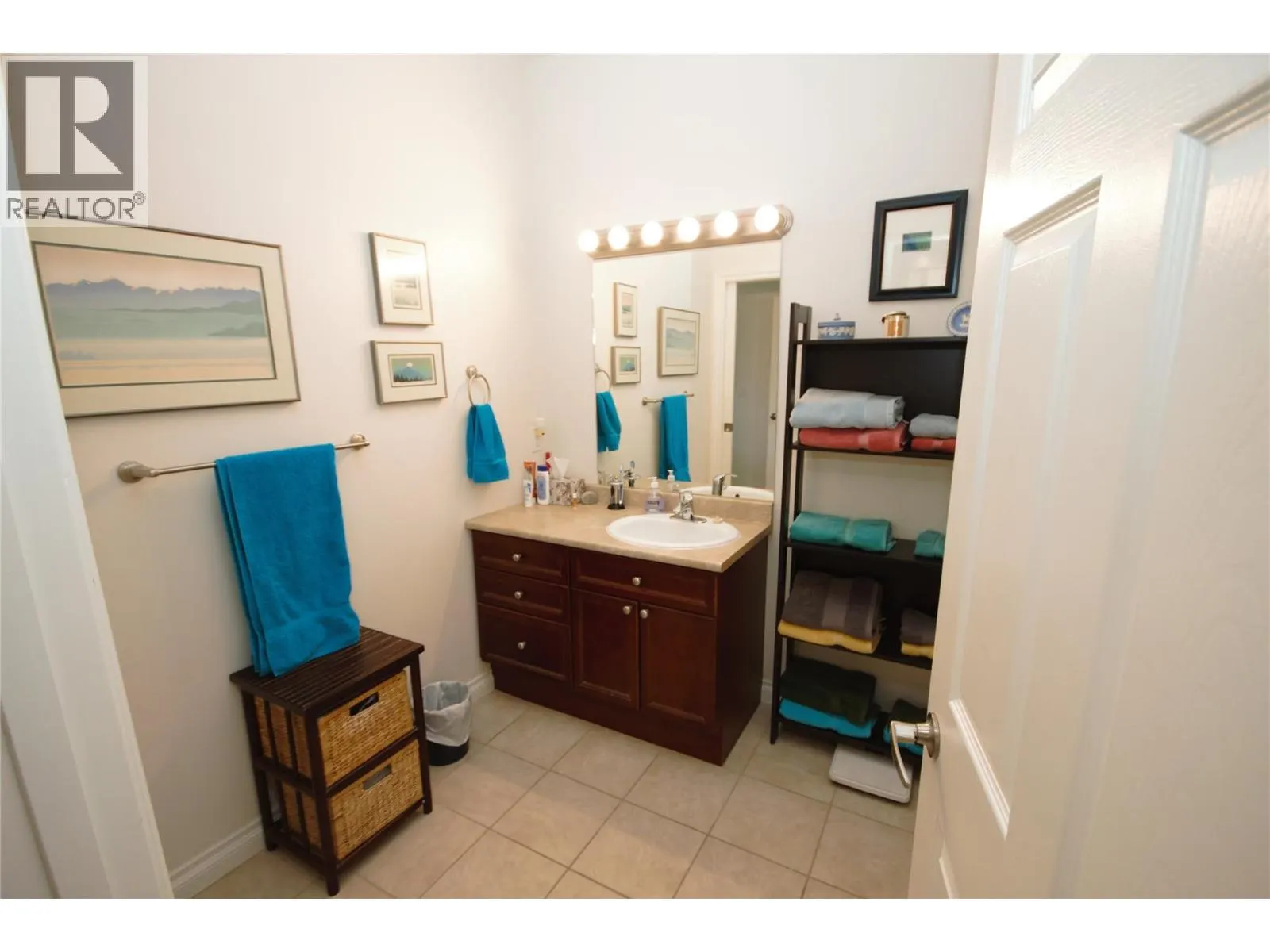 921 SPILLWAY Road Unit# 401C