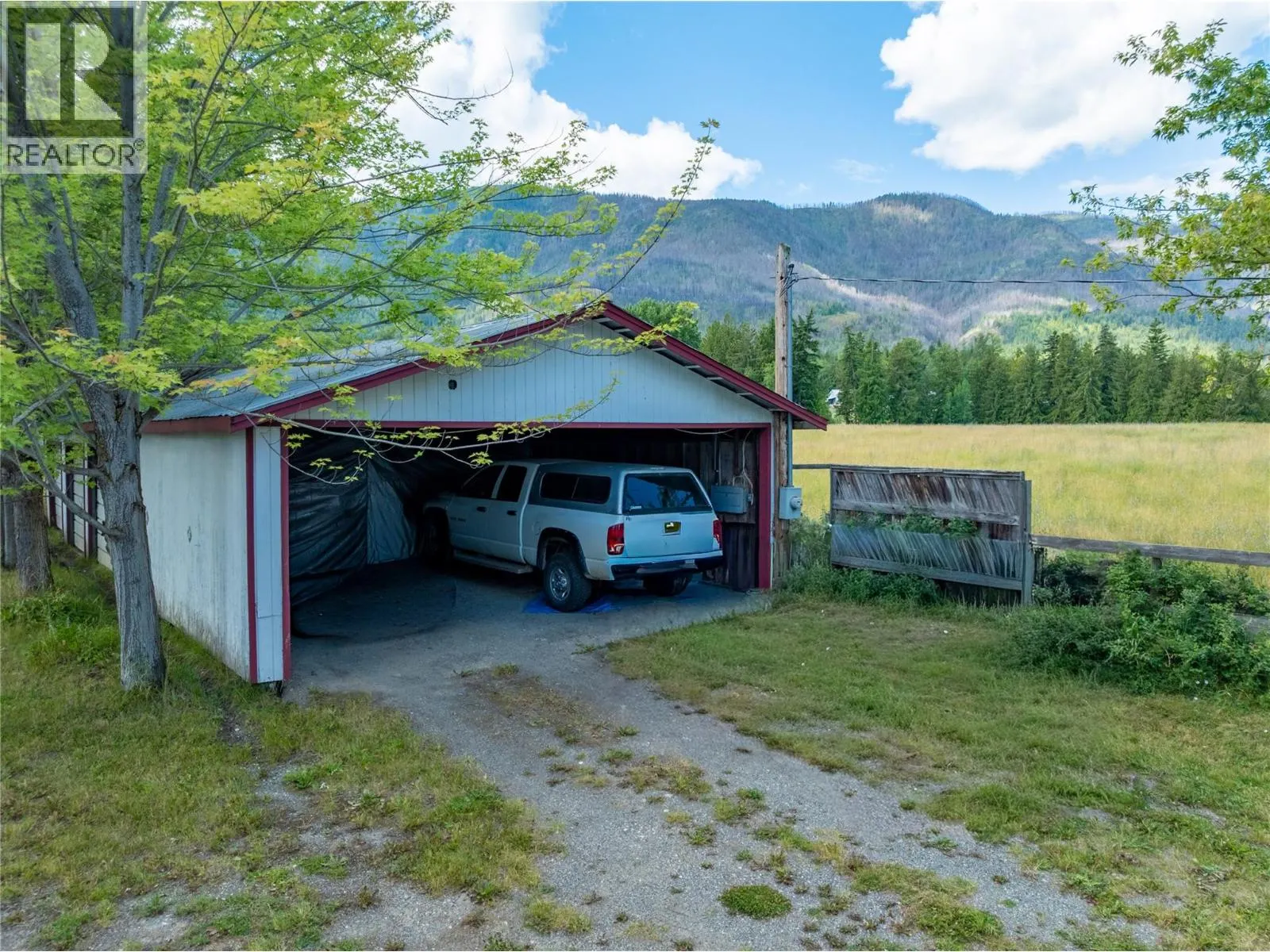 1102 Trans Canada Highway