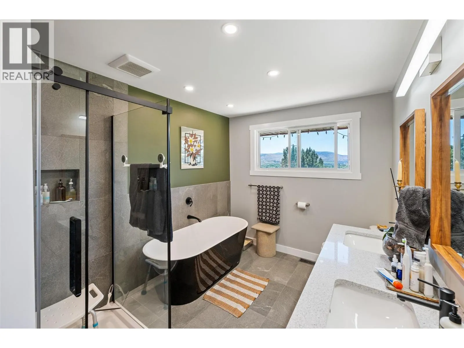 482 Pinehill Road
