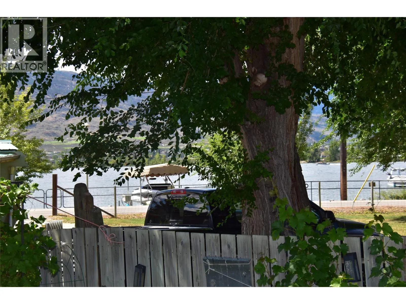 2615 Lakeshore Drive Unit# 17