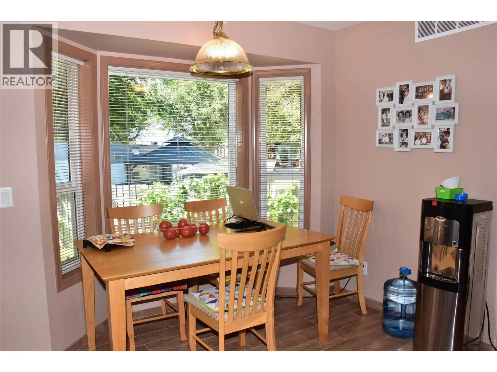 2615 Lakeshore Drive Unit# 17