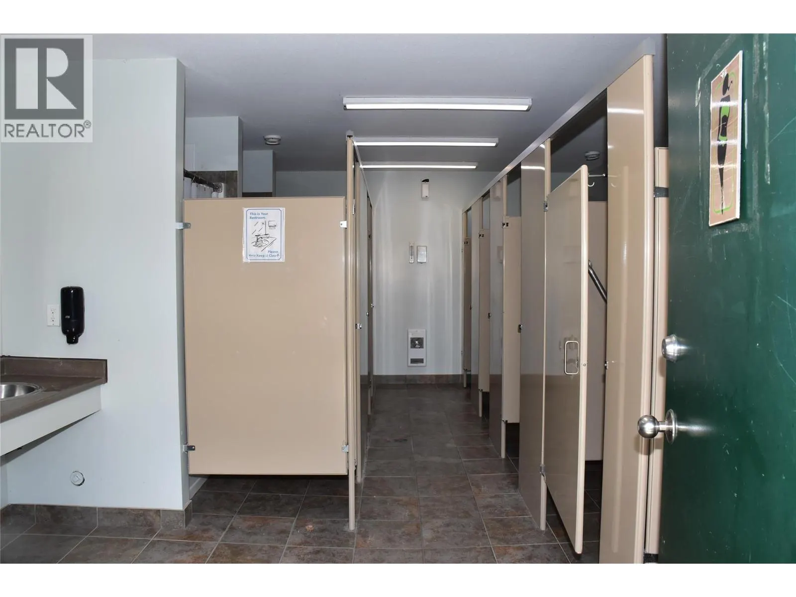 2615 Lakeshore Drive Unit# 17