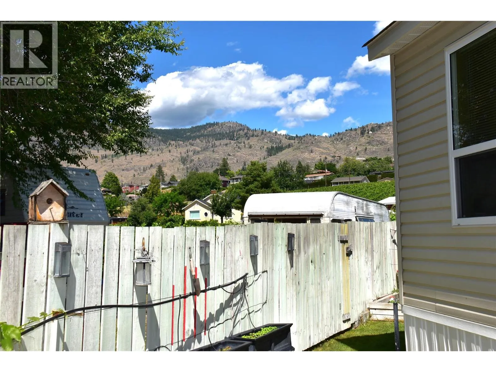 2615 Lakeshore Drive Unit# 17