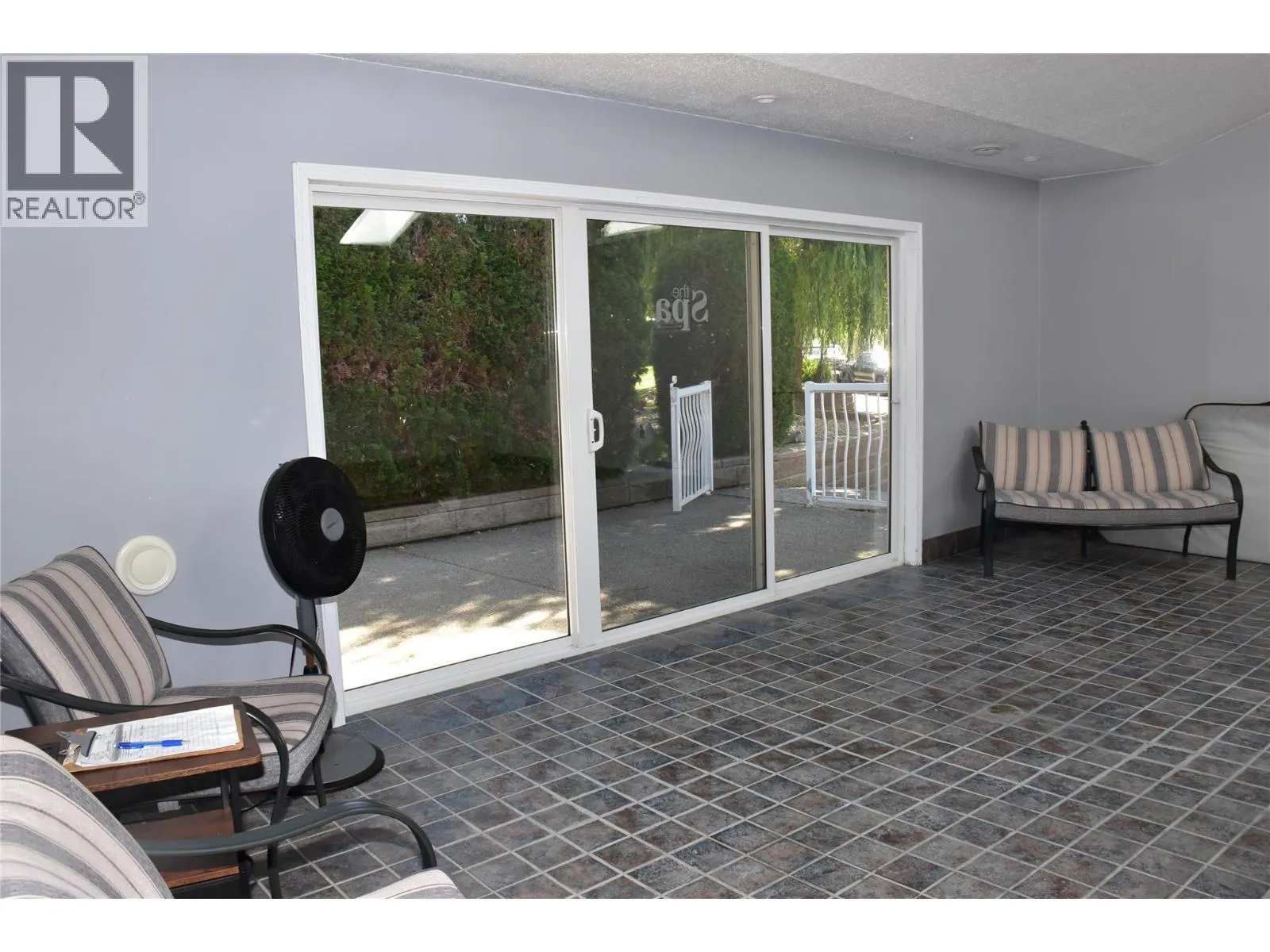 2615 Lakeshore Drive Unit# 17