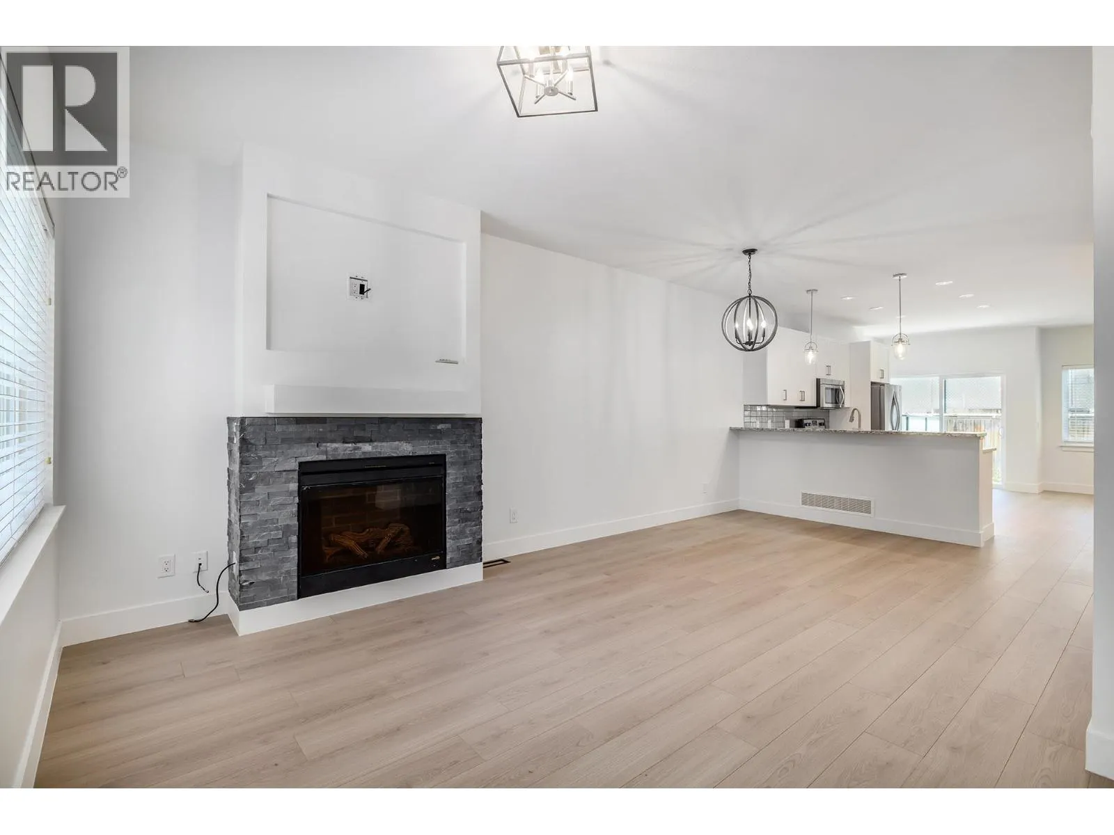 600 Sherwood Road Unit# 54