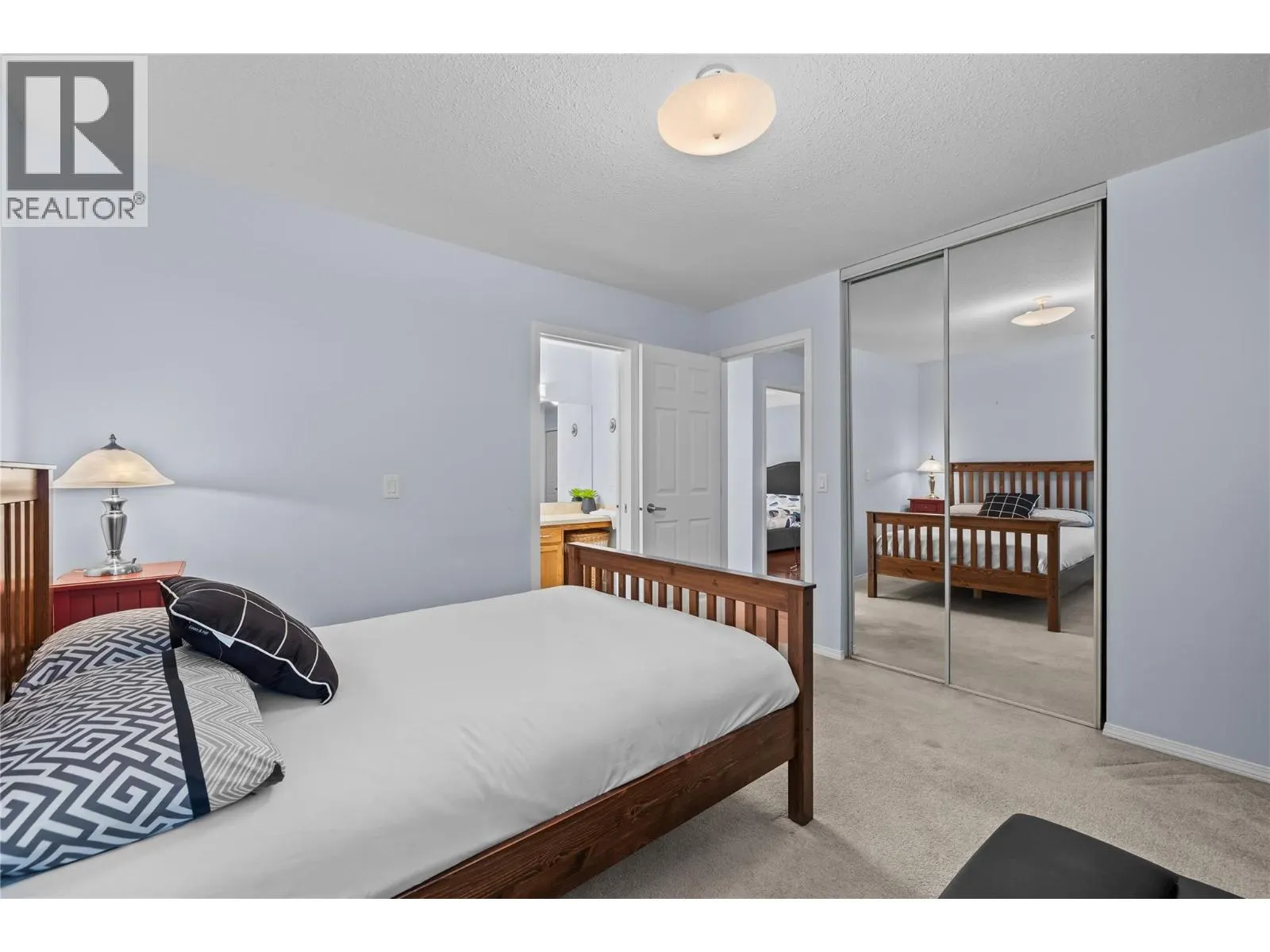 3370 Casorso Road Unit# 15