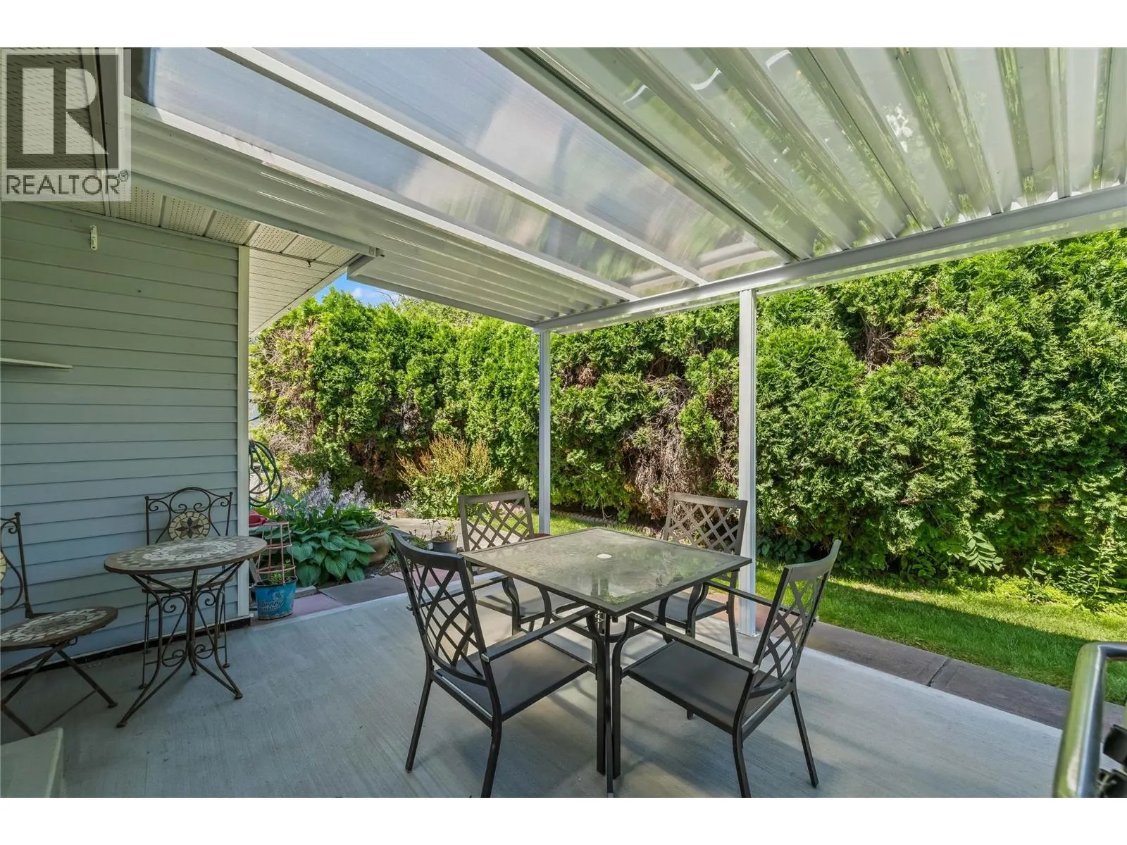 3370 Casorso Road Unit# 15