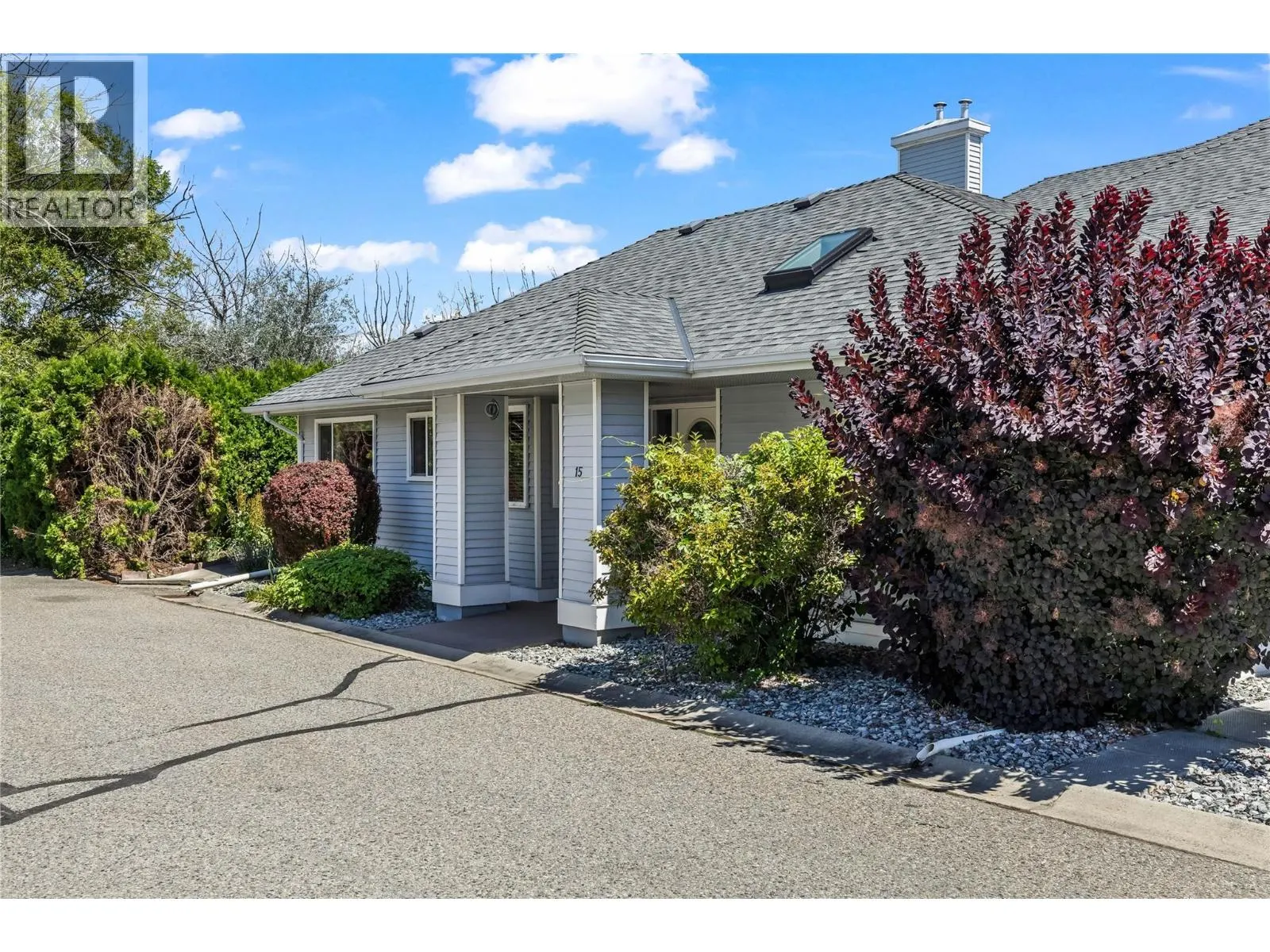 3370 Casorso Road Unit# 15