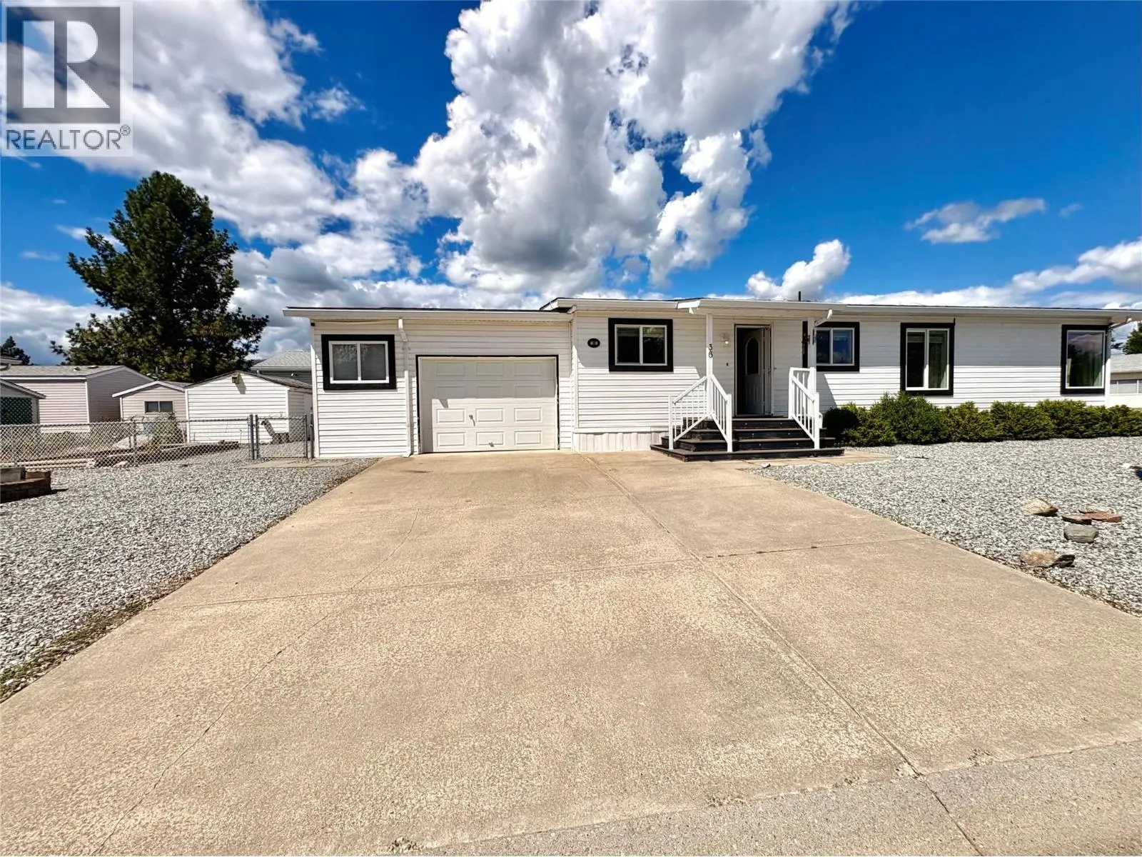 9510 97 Highway N Unit# 36