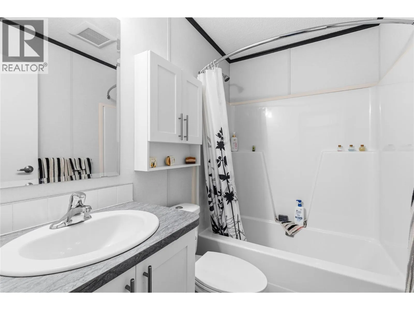 6902 Okanagan Landing Road Unit# 30
