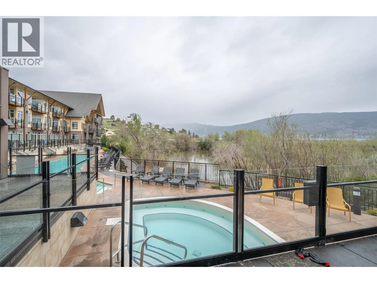 13011 Lakeshore Drive Unit# 105