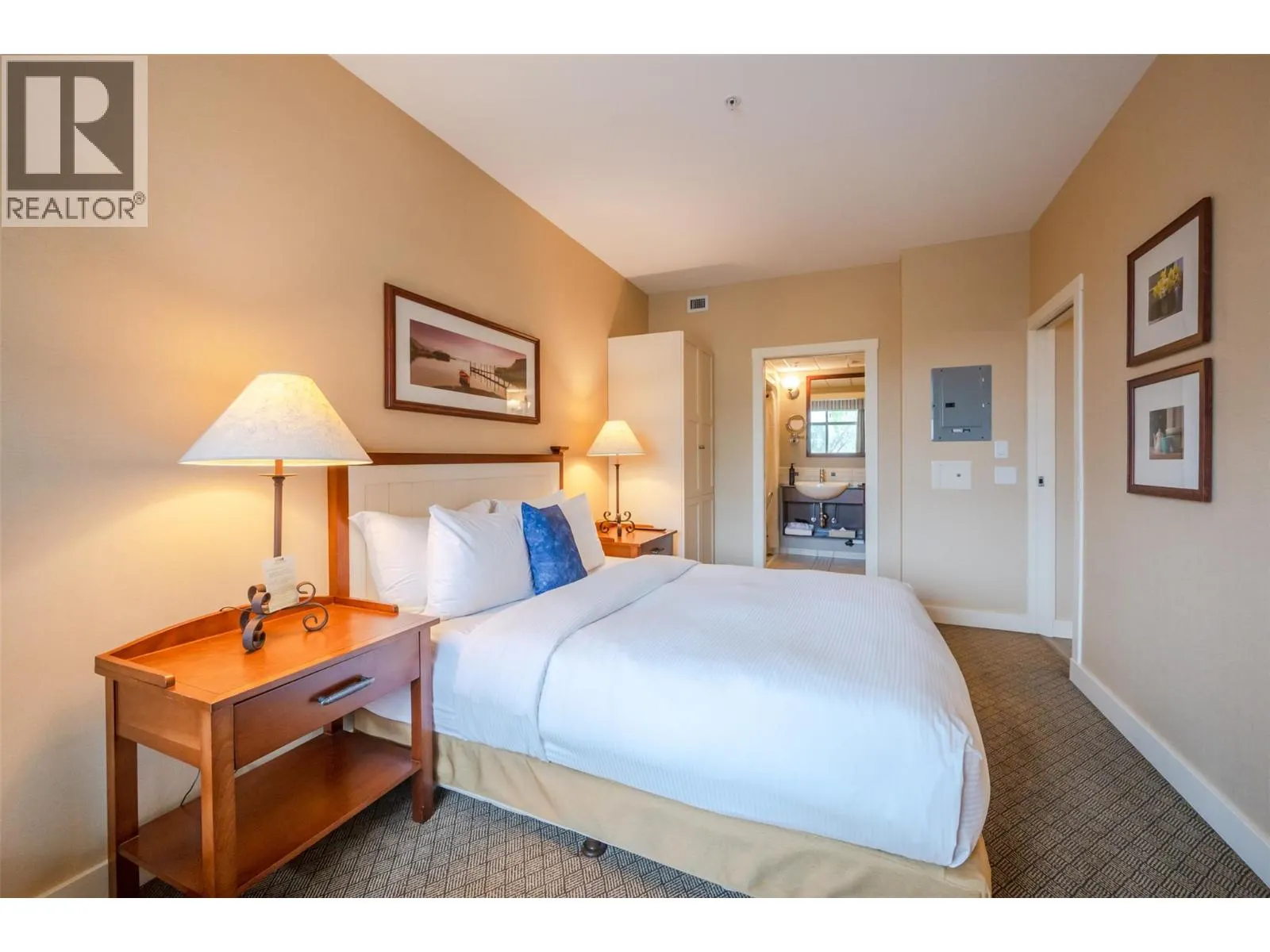 13011 Lakeshore Drive Unit# 105