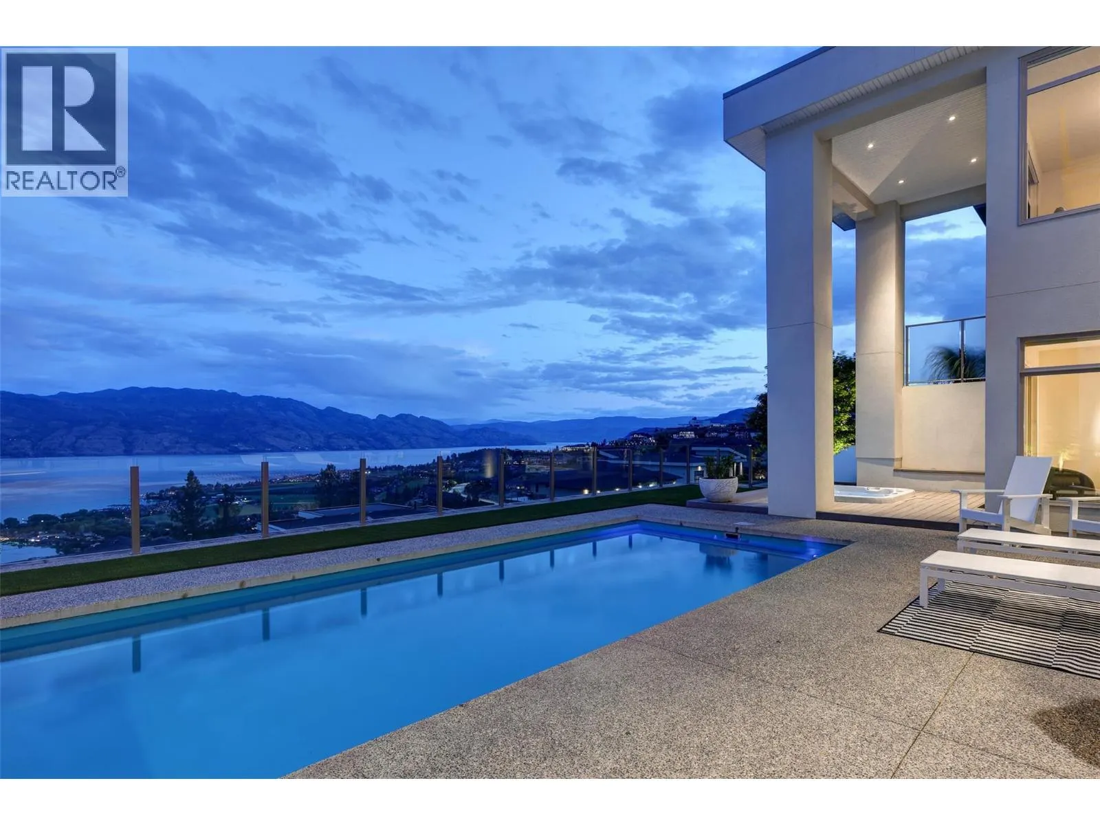1384 Pinot Noir Drive