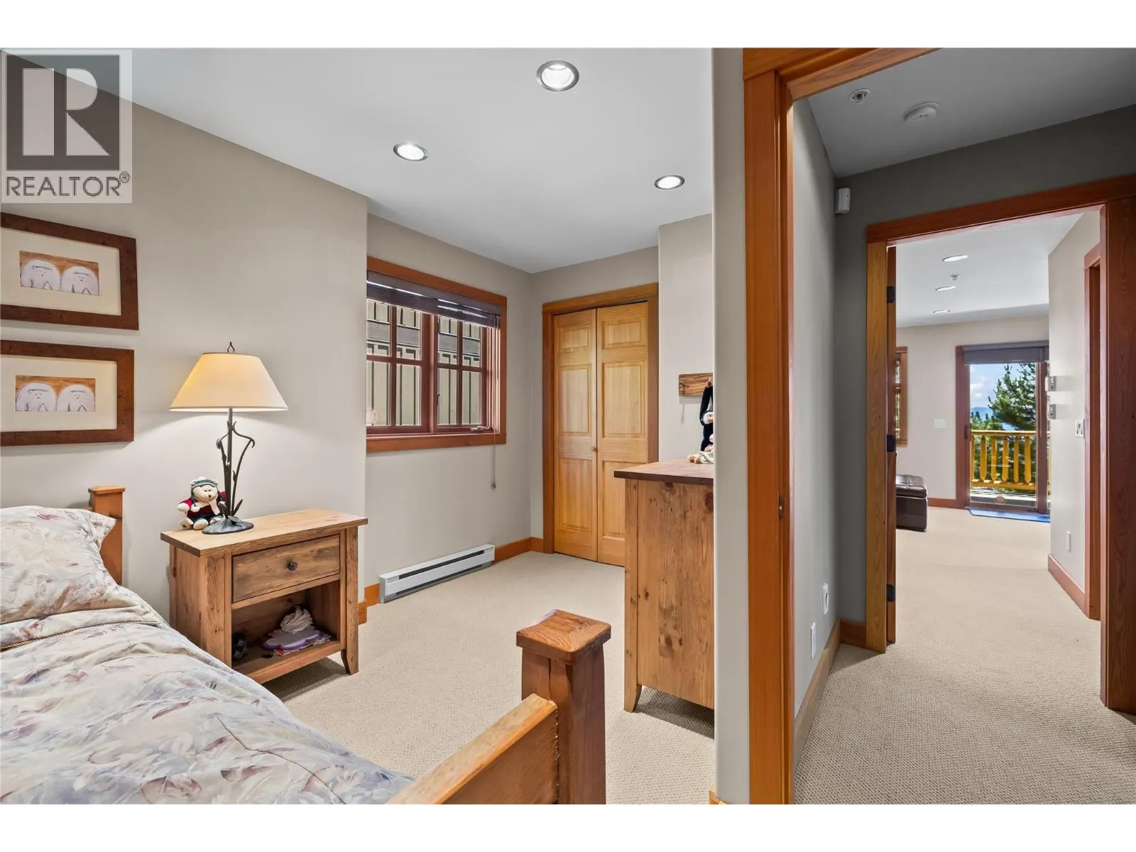 360 Whitehorse Lane Unit# 14