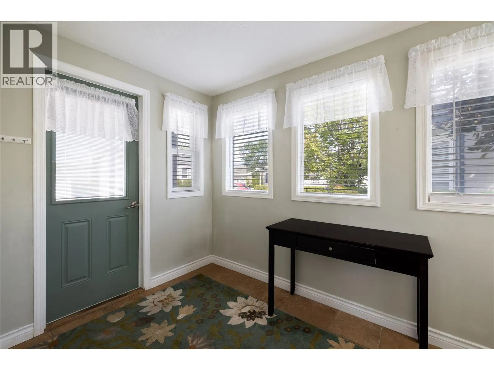 8000 Highland Road Unit# 24