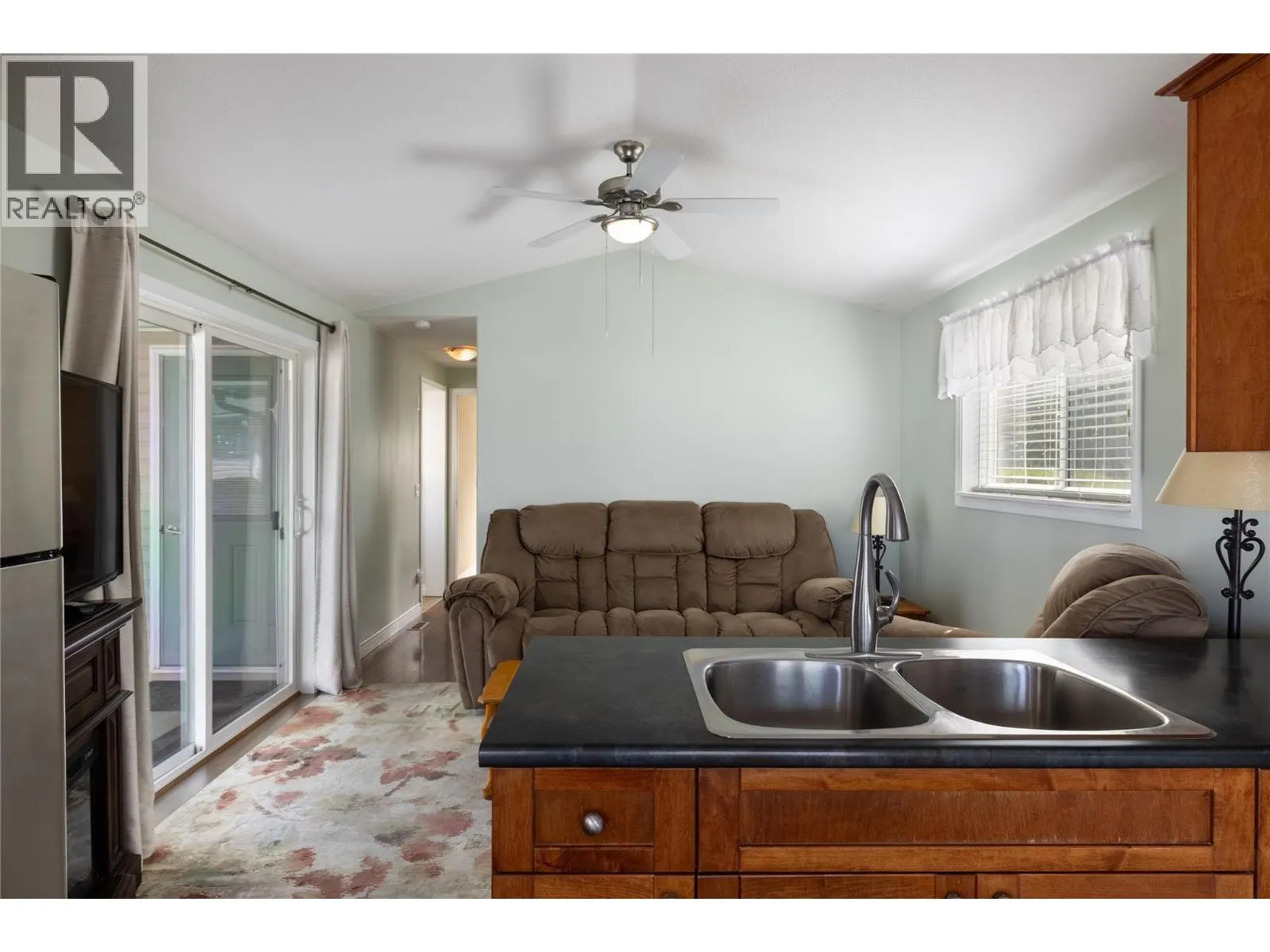 8000 Highland Road Unit# 24