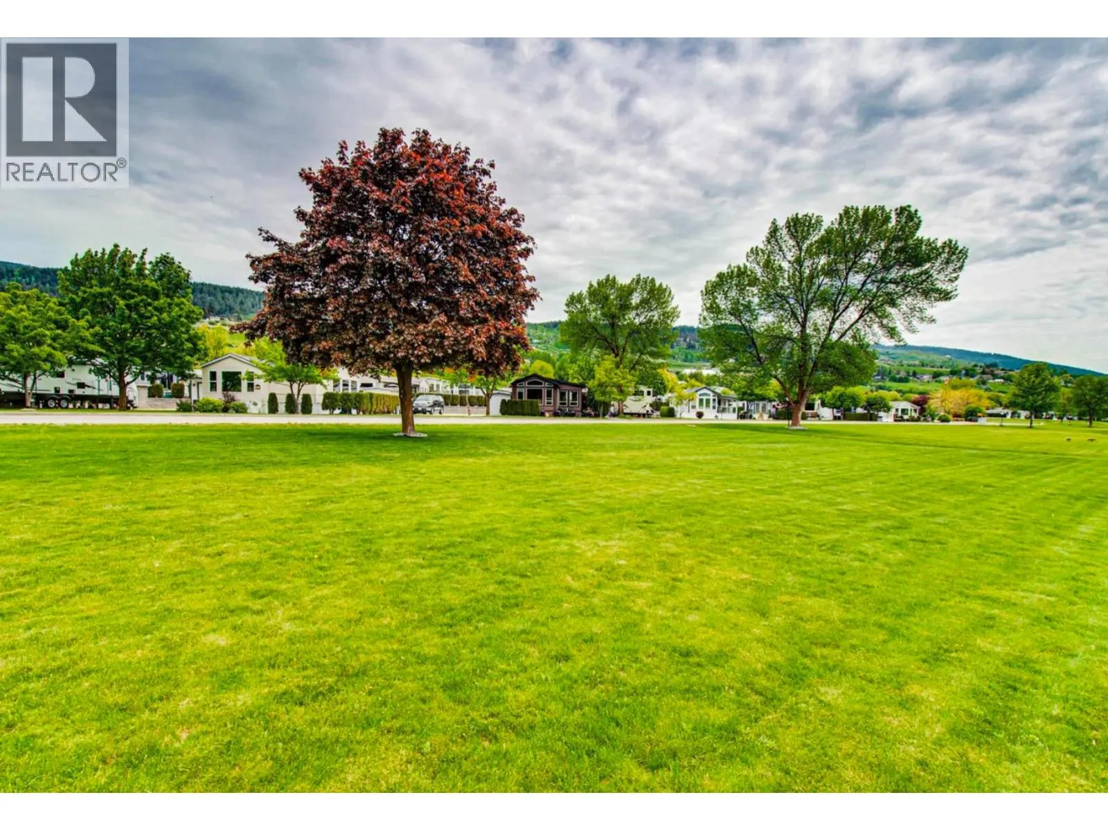8000 Highland Road Unit# 24