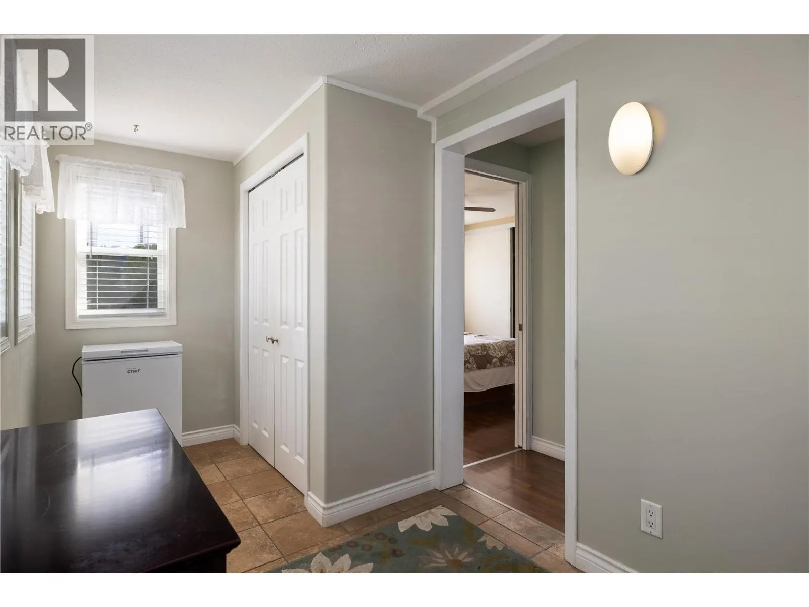 8000 Highland Road Unit# 24