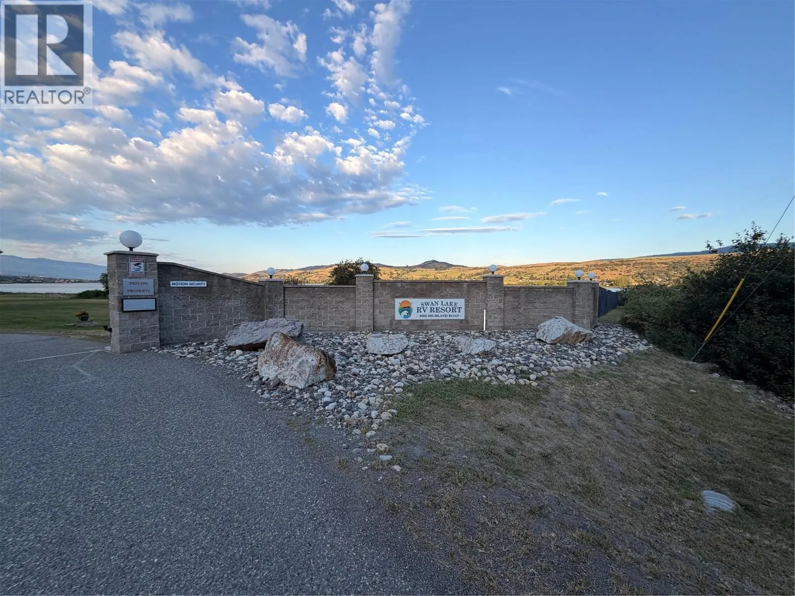 8000 Highland Road Unit# 24