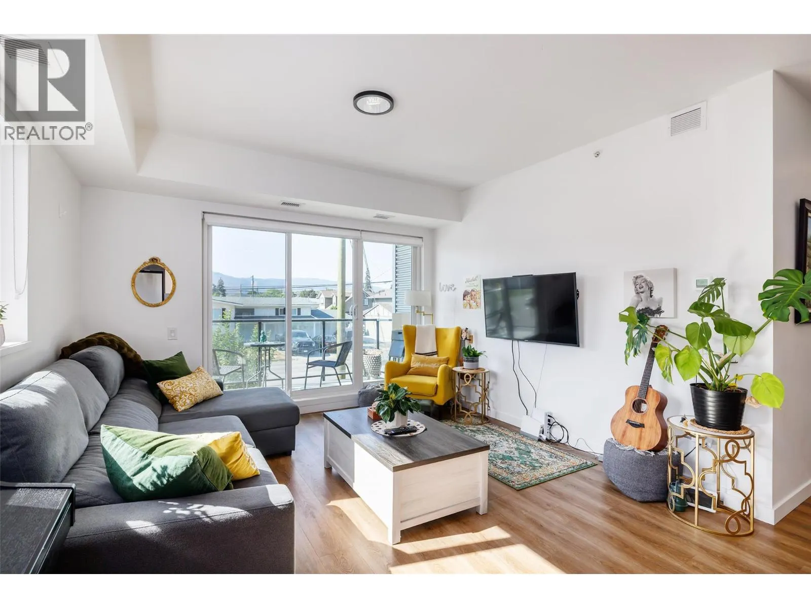 615 Rutland Road Unit# 204