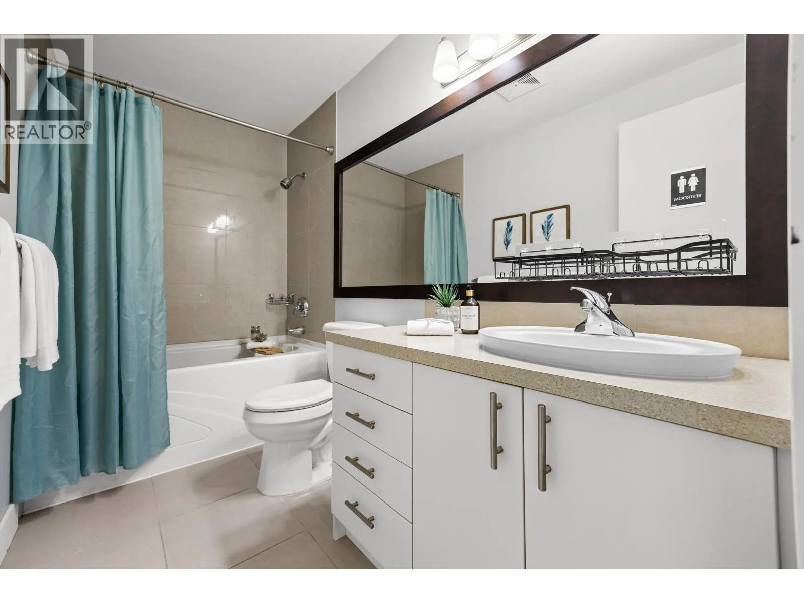 1870 Parkinson Way Unit# 201