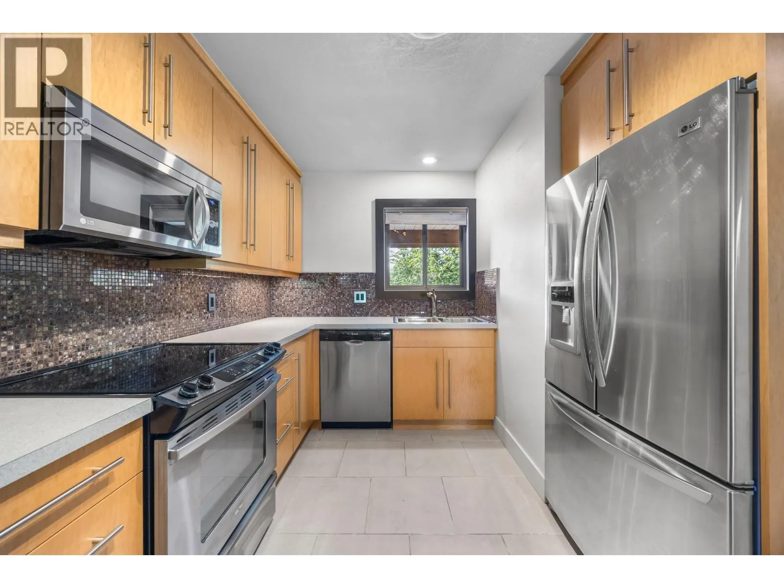 1870 Parkinson Way Unit# 201