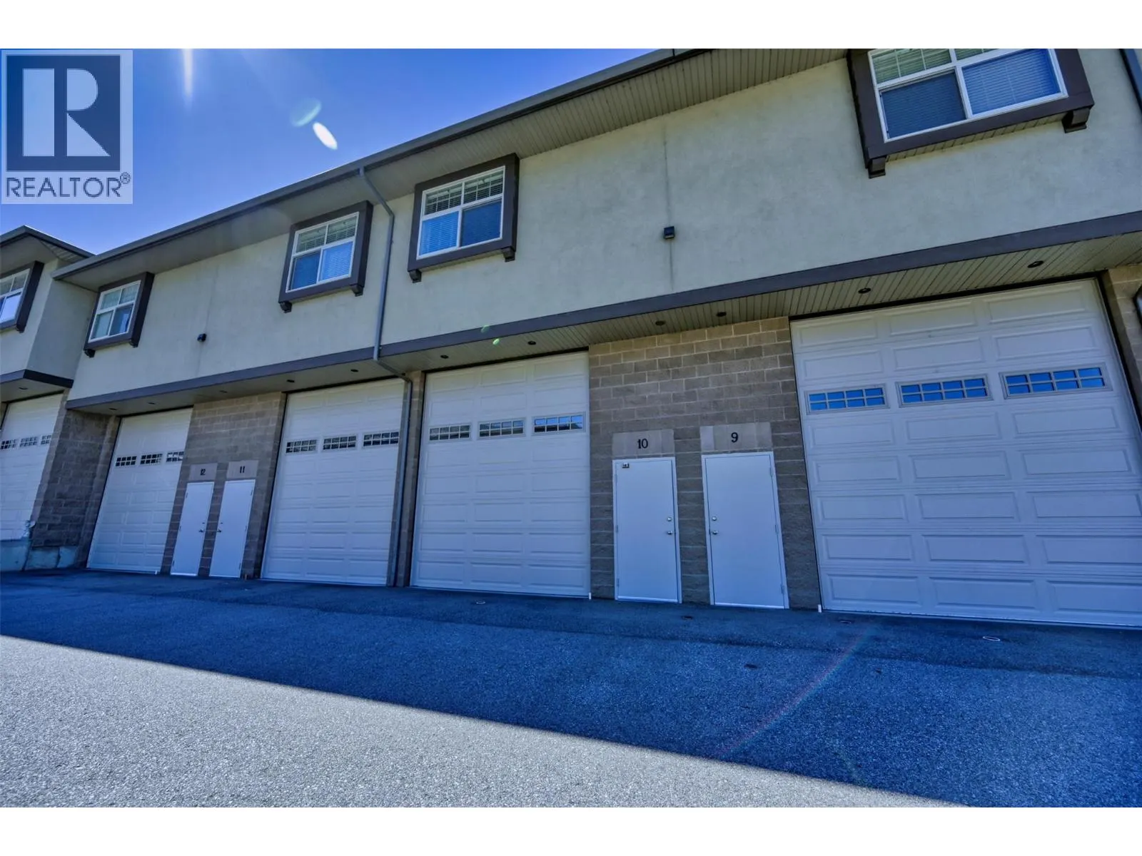 5803 LAKESHORE Drive Unit# 10