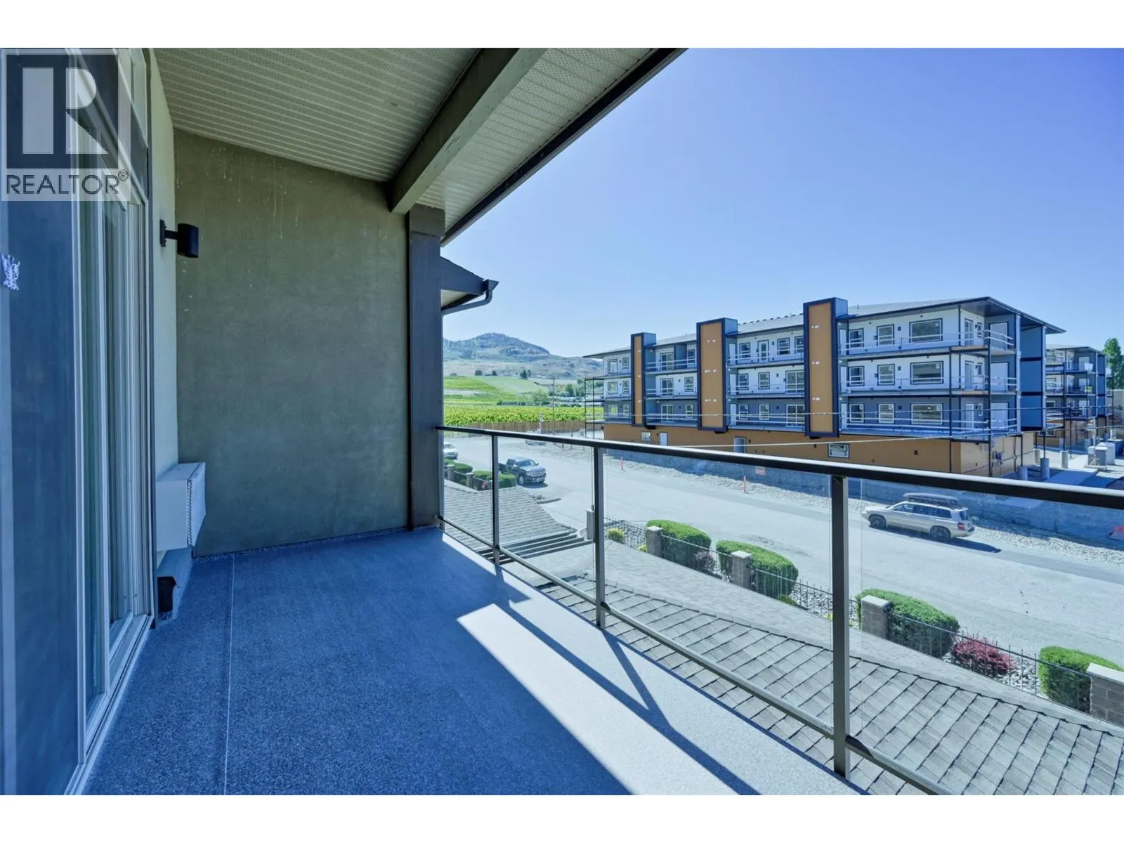 5803 LAKESHORE Drive Unit# 10