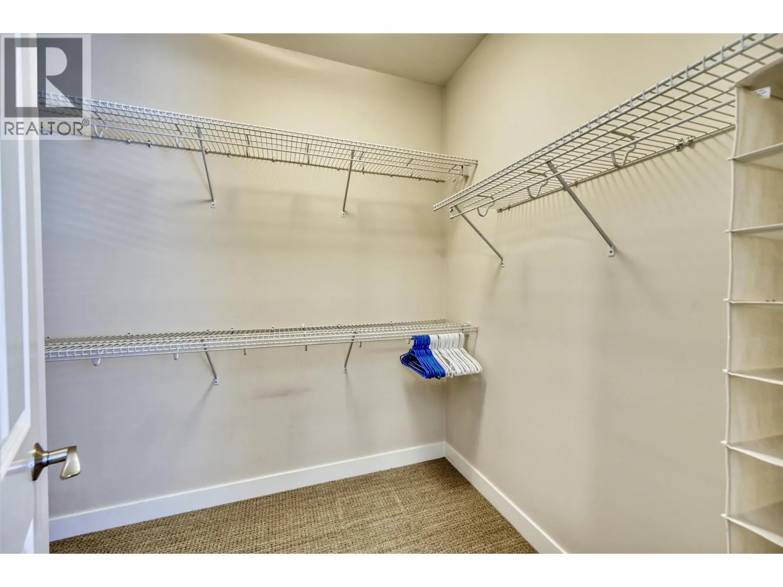 5803 LAKESHORE Drive Unit# 10
