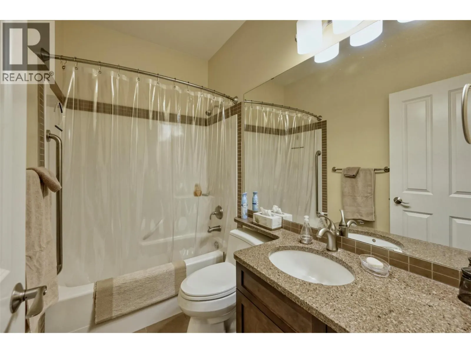 5803 LAKESHORE Drive Unit# 10