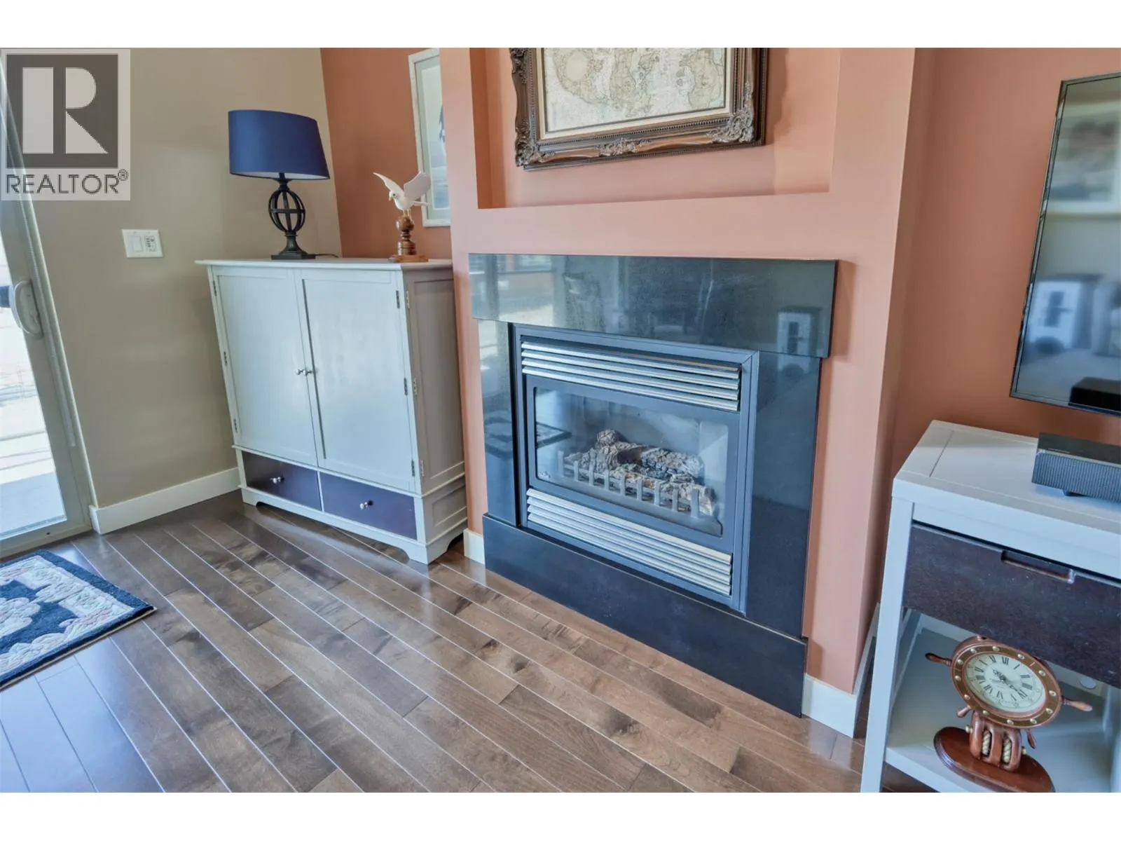 5803 LAKESHORE Drive Unit# 10