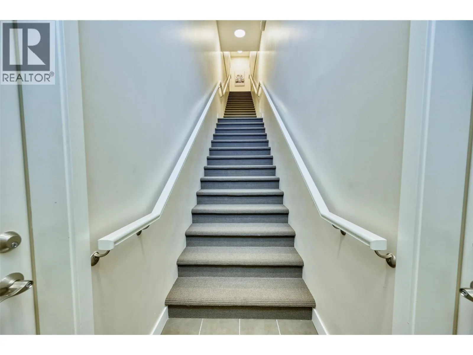 5803 LAKESHORE Drive Unit# 10